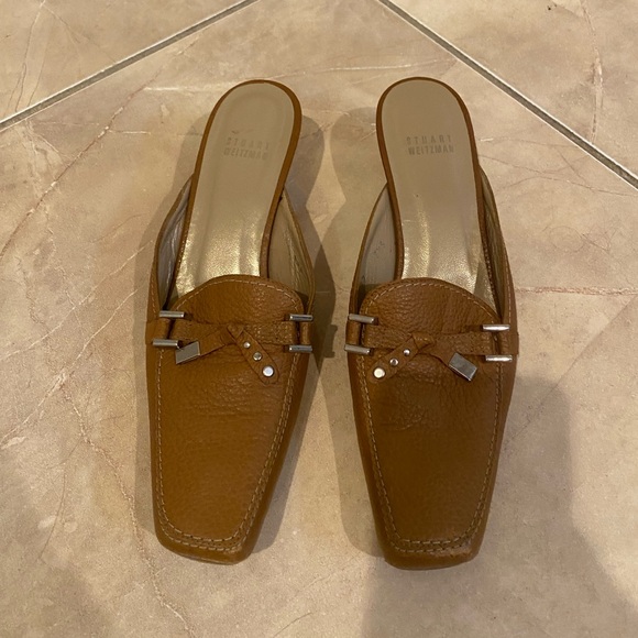 Stuart Weitzman square toe kitten heel - Picture 2 of 3